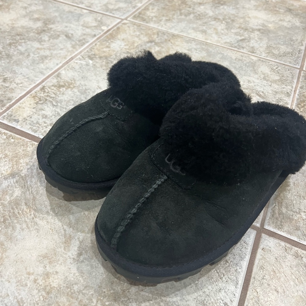 UGG black slippers